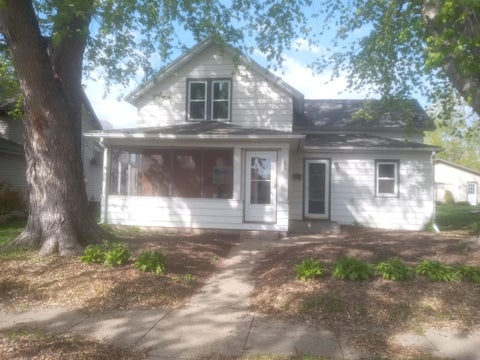 Homes For Sale - 924 4th Street<br/> Wabasha, MN 55981