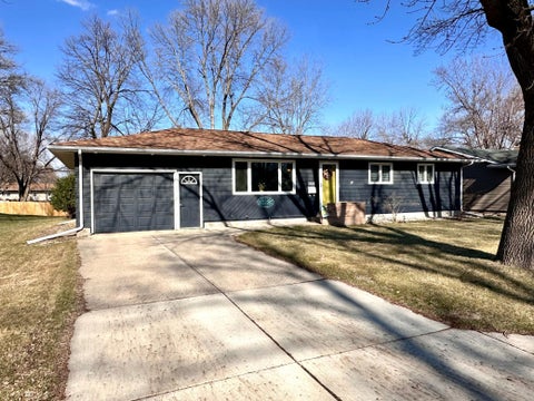 Homes For Sale - 306 N Elm Street<br/> Lyon County, Marshall, MN 56258