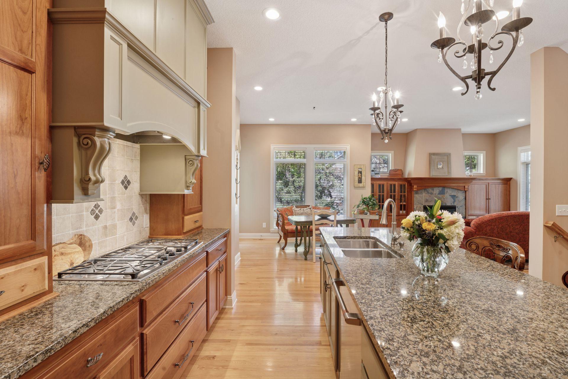 17244 Valley Road, Eden Prairie, Minnesota image 18