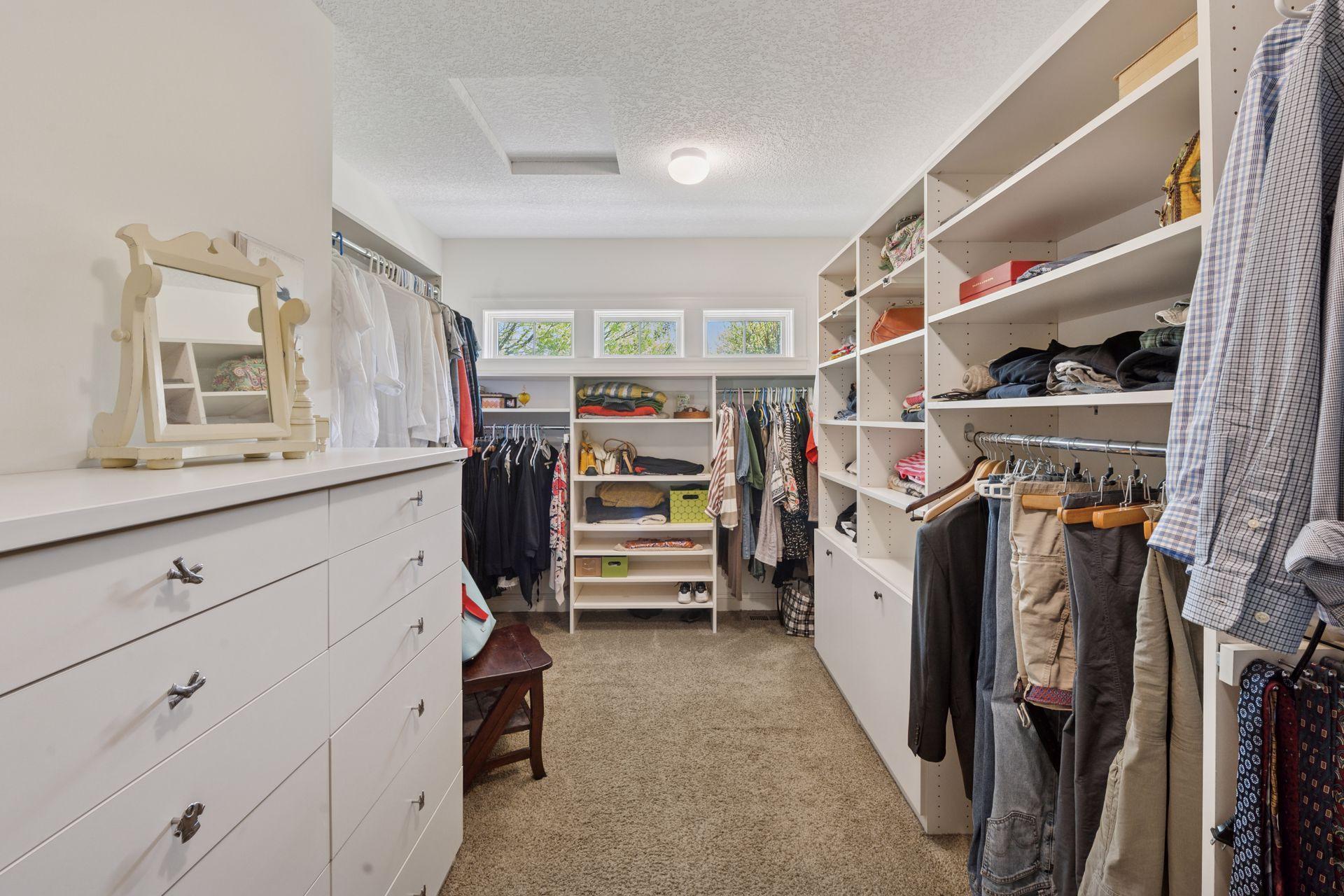 17244 Valley Road, Eden Prairie, Minnesota image 38