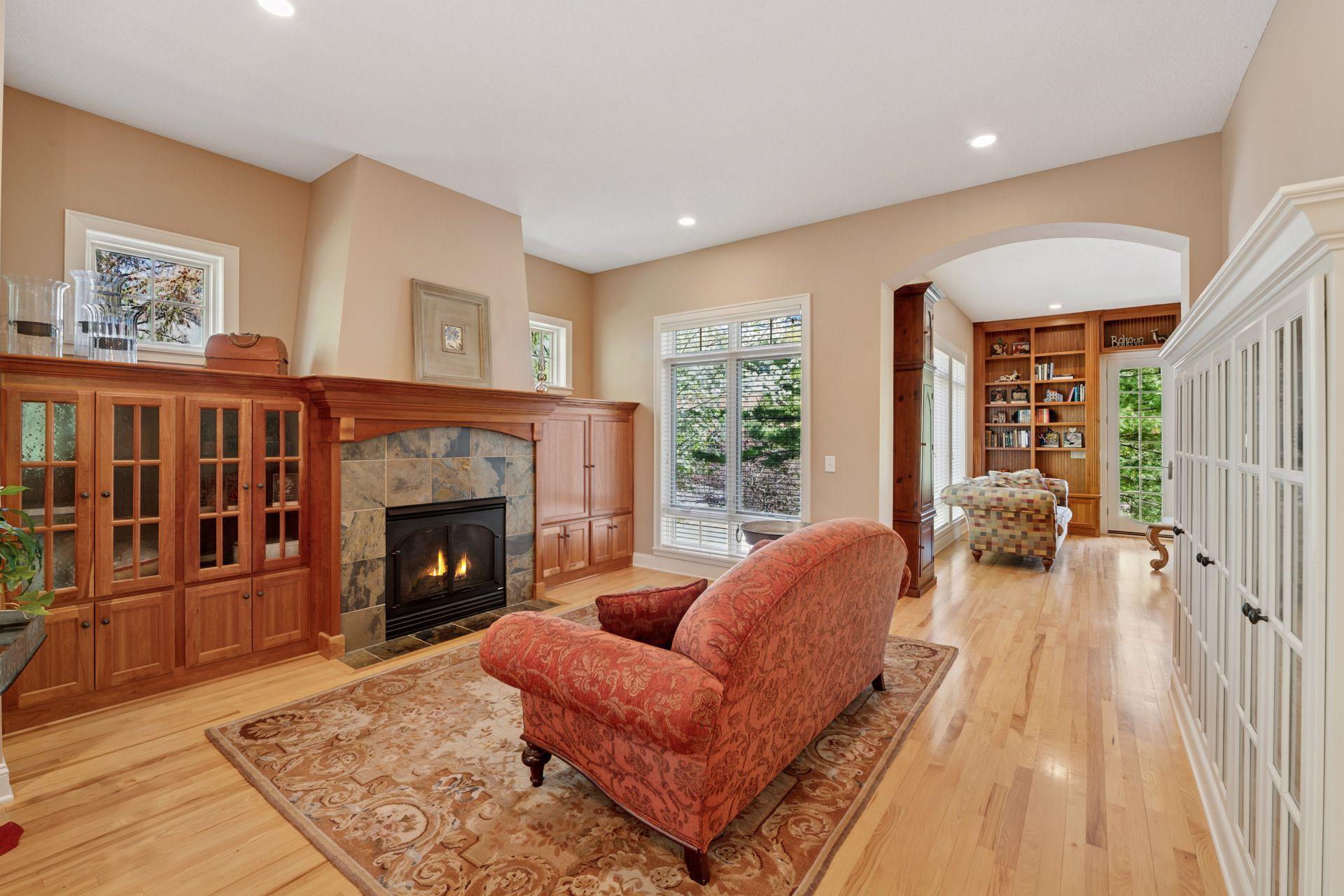 17244 Valley Road, Eden Prairie, Minnesota image 11
