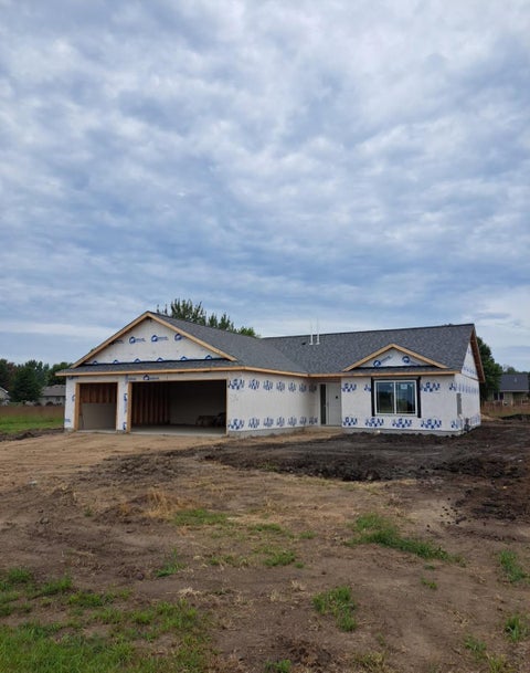 Homes For Sale - 119 6th Street<br/> Freeborn County, Geneva, MN 56035