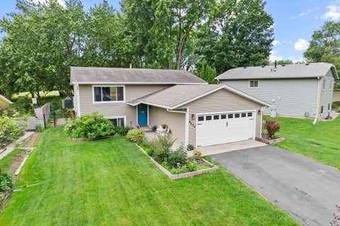 Homes For Sale - 8430 Hiawatha Avenue<br/> Eden Prairie, MN 55347