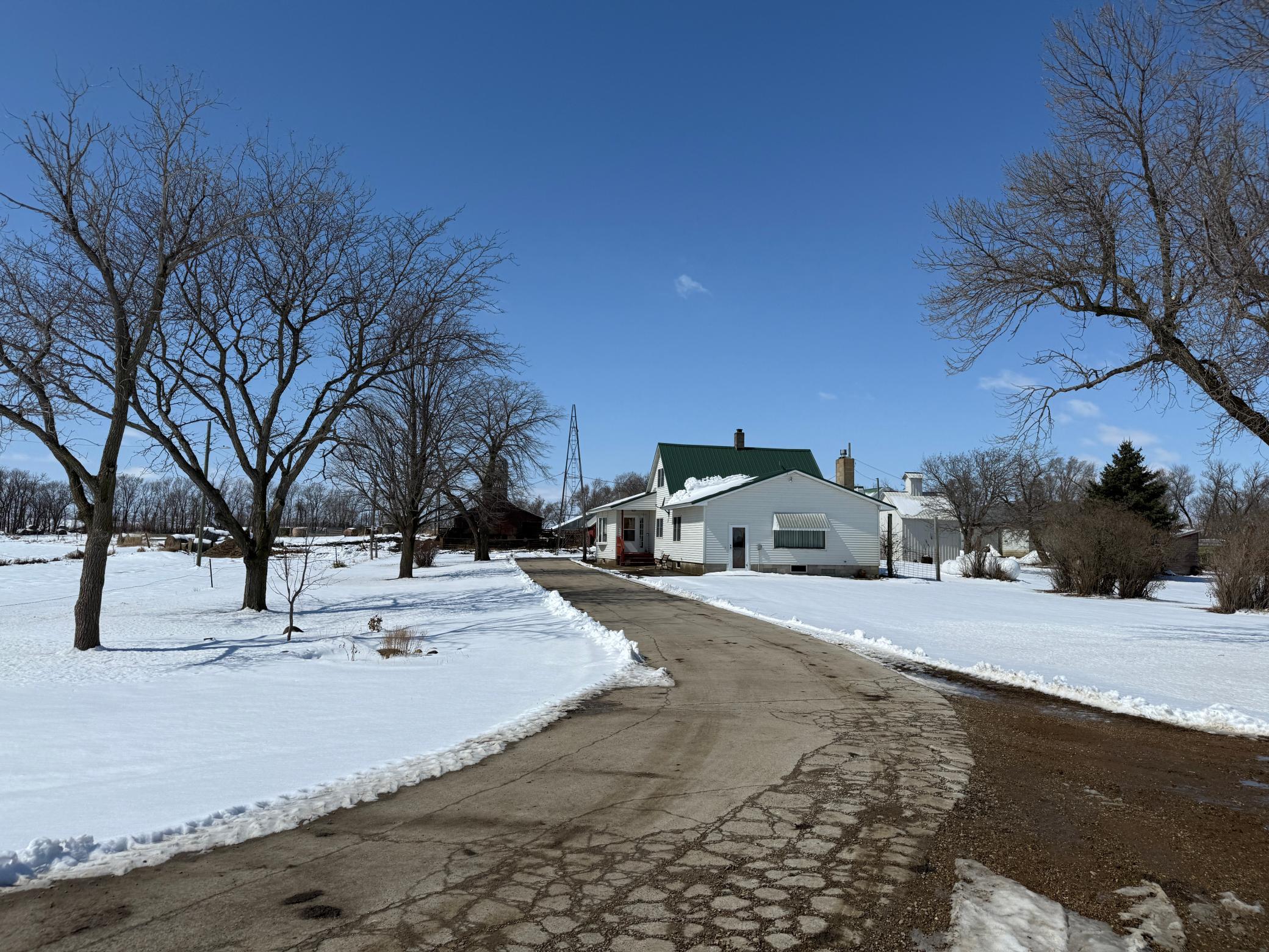 2209 170th Street, Canby, Minnesota image 2
