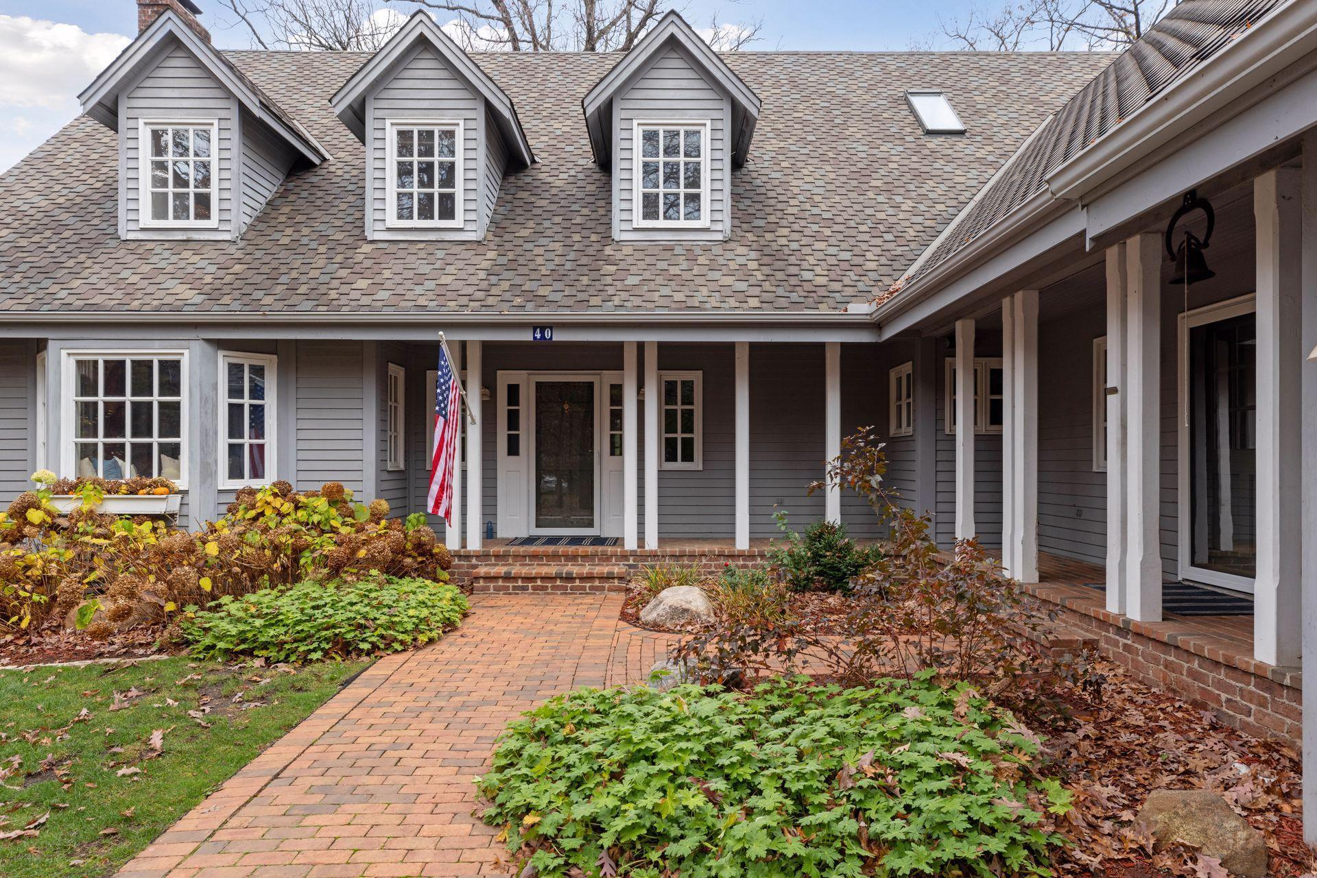 40 Sunny Side Lane, Saint Paul, Minnesota image 1