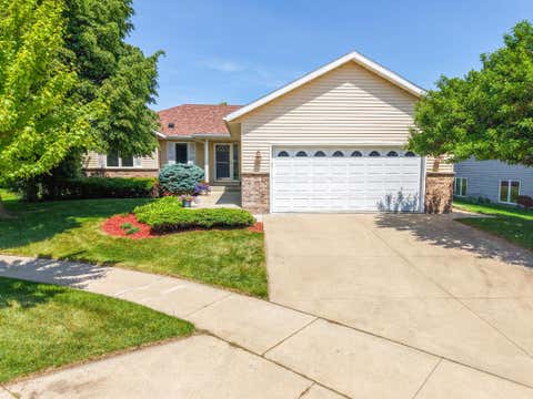 Homes For Sale - 546 Lake Crest Lane<br/> Rochester, MN 55901