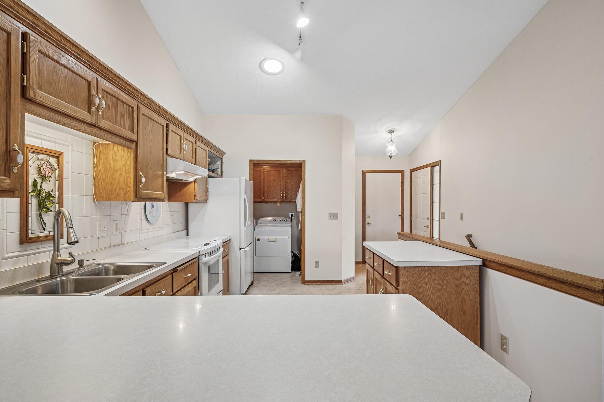 1801 Lakeridge Way, Waconia, Minnesota image 13