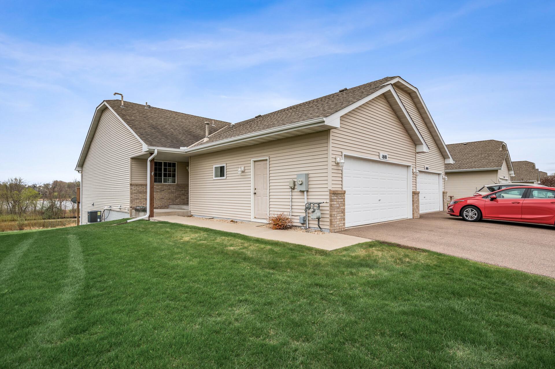 1801 Lakeridge Way, Waconia, Minnesota image 1