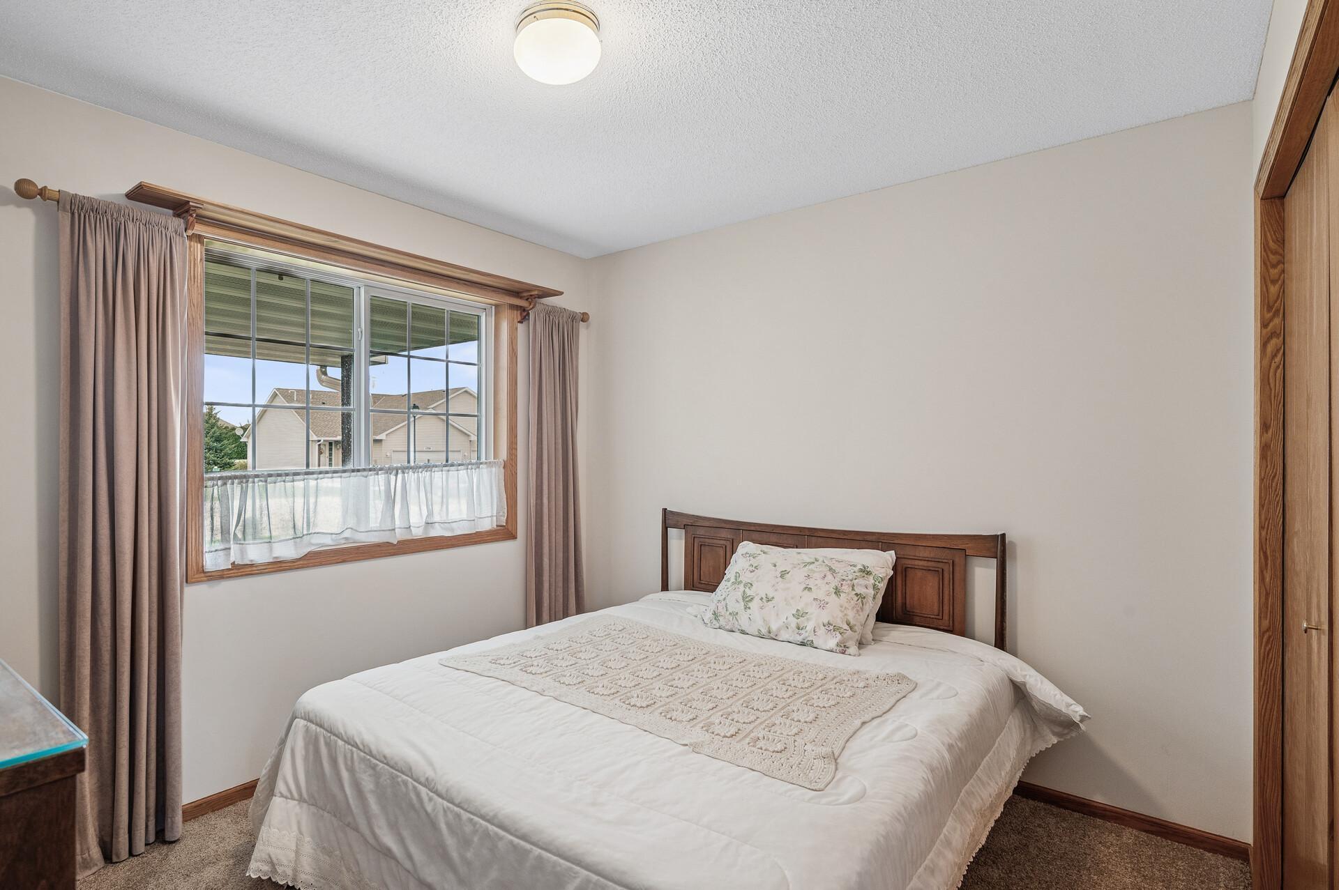 1801 Lakeridge Way, Waconia, Minnesota image 24