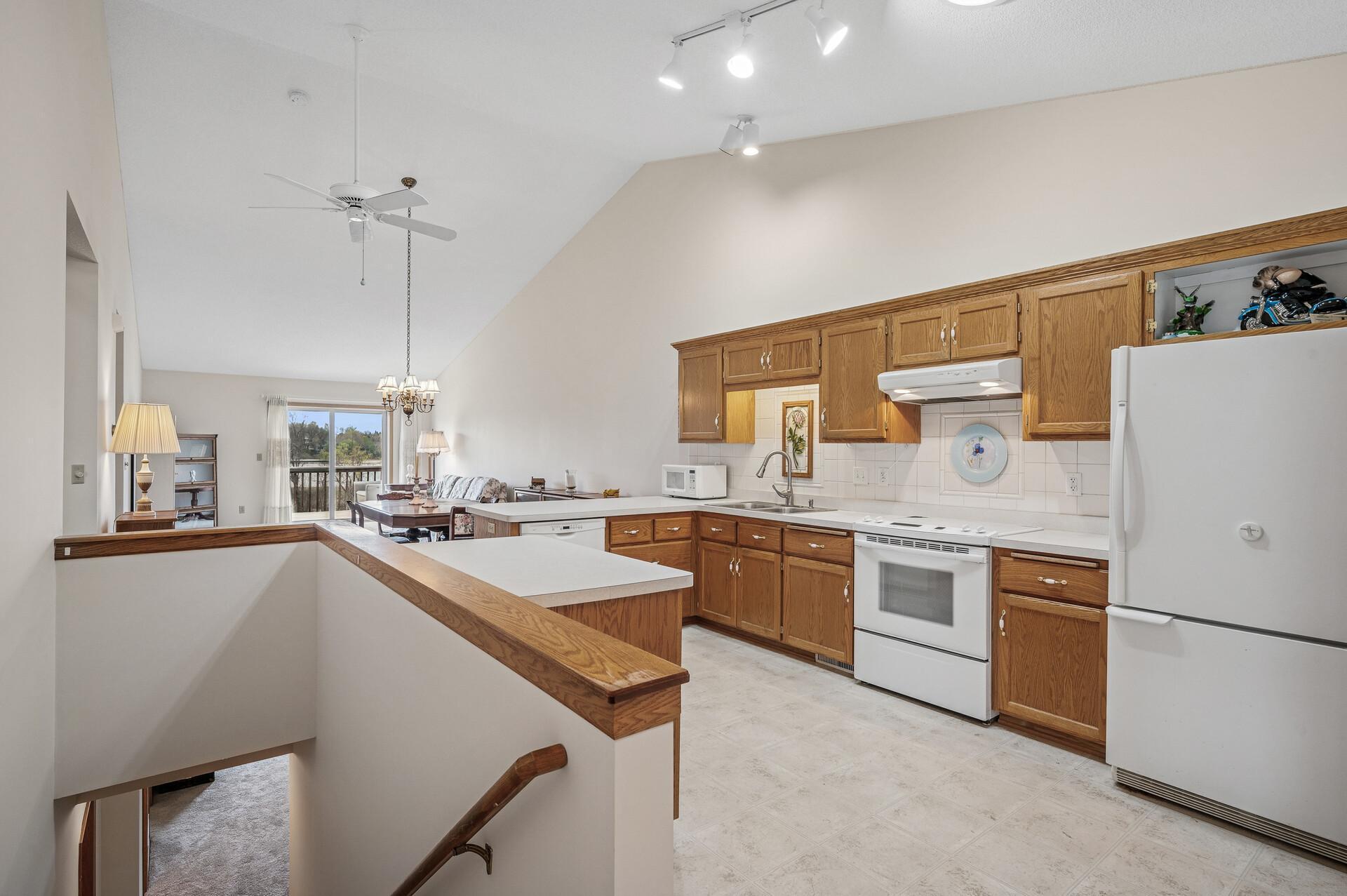 1801 Lakeridge Way, Waconia, Minnesota image 11