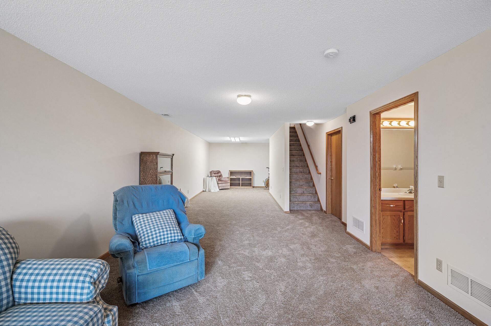 1801 Lakeridge Way, Waconia, Minnesota image 25