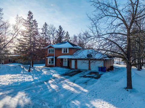 Apartment For Sale - 905 Marshall Avenue<br/> Henning, MN 56551