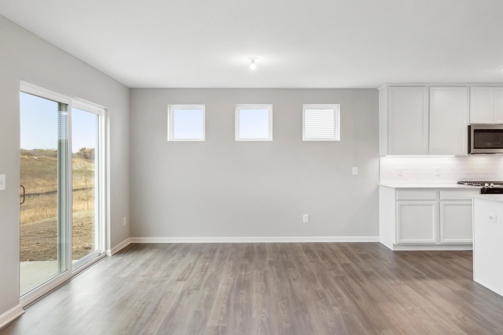 6255 Highland Hills Lane, Cottage Grove, Minnesota image 2