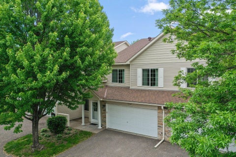 Townhouse For Sale - 5207 207th Street<br/> Washington County, Forest Lake, MN 55025