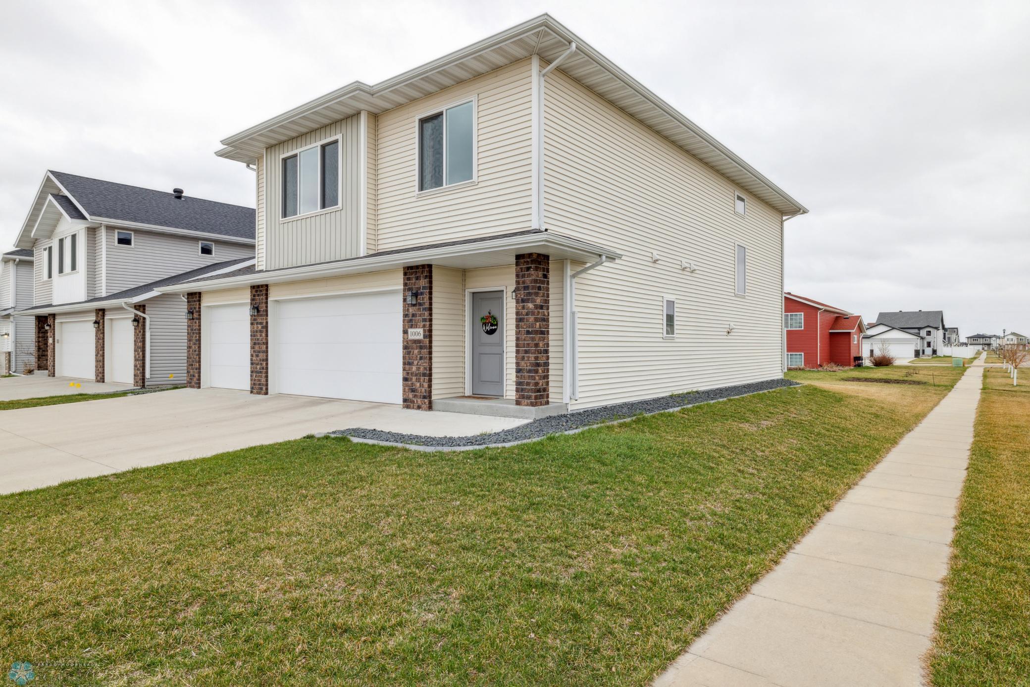 West Fargo, North Dakota 58078, United States, 3 Bedrooms Bedrooms, ,3 BathroomsBathrooms,Residential,Active,59928