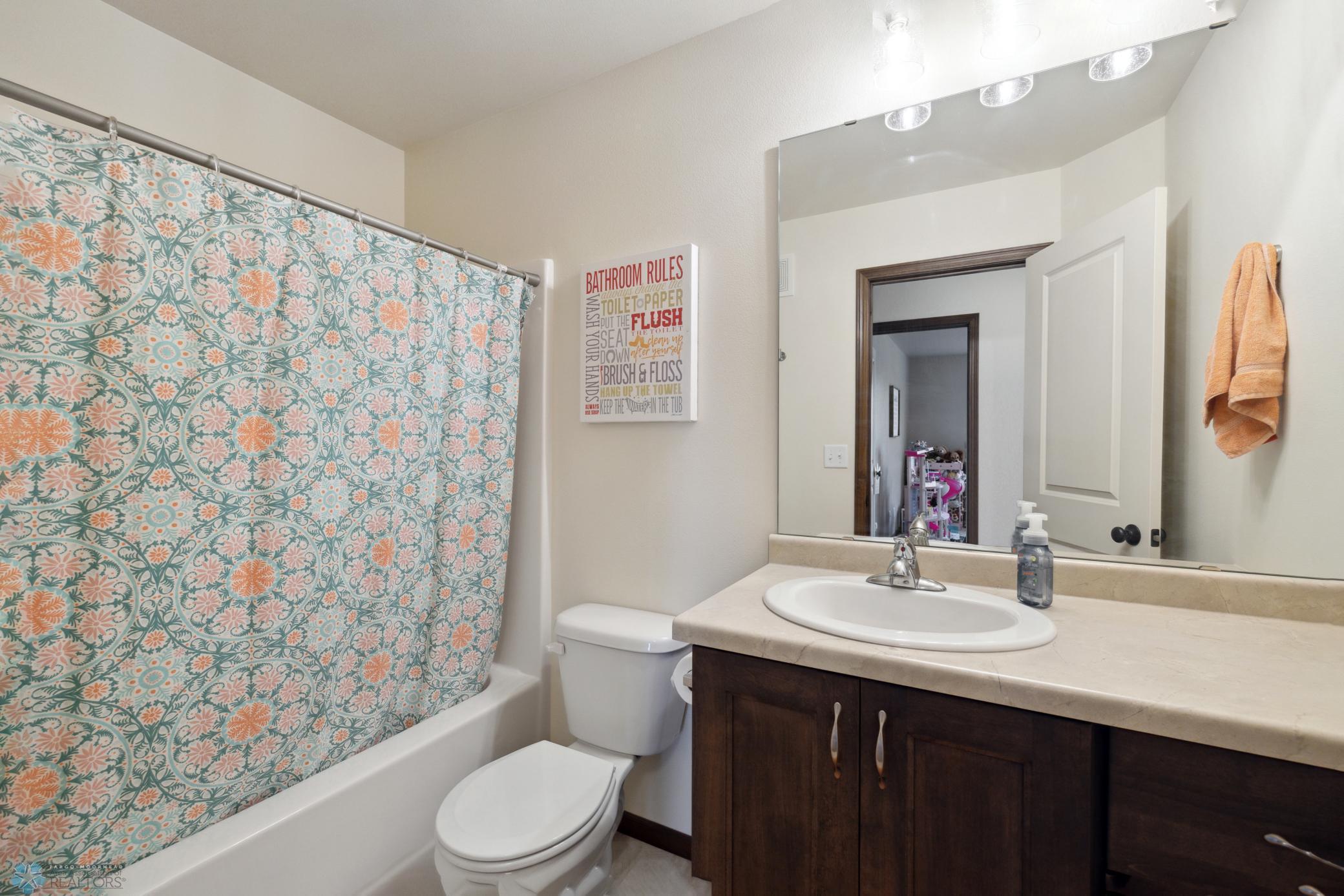 West Fargo, North Dakota 58078, United States, 3 Bedrooms Bedrooms, ,3 BathroomsBathrooms,Residential,Active,59928