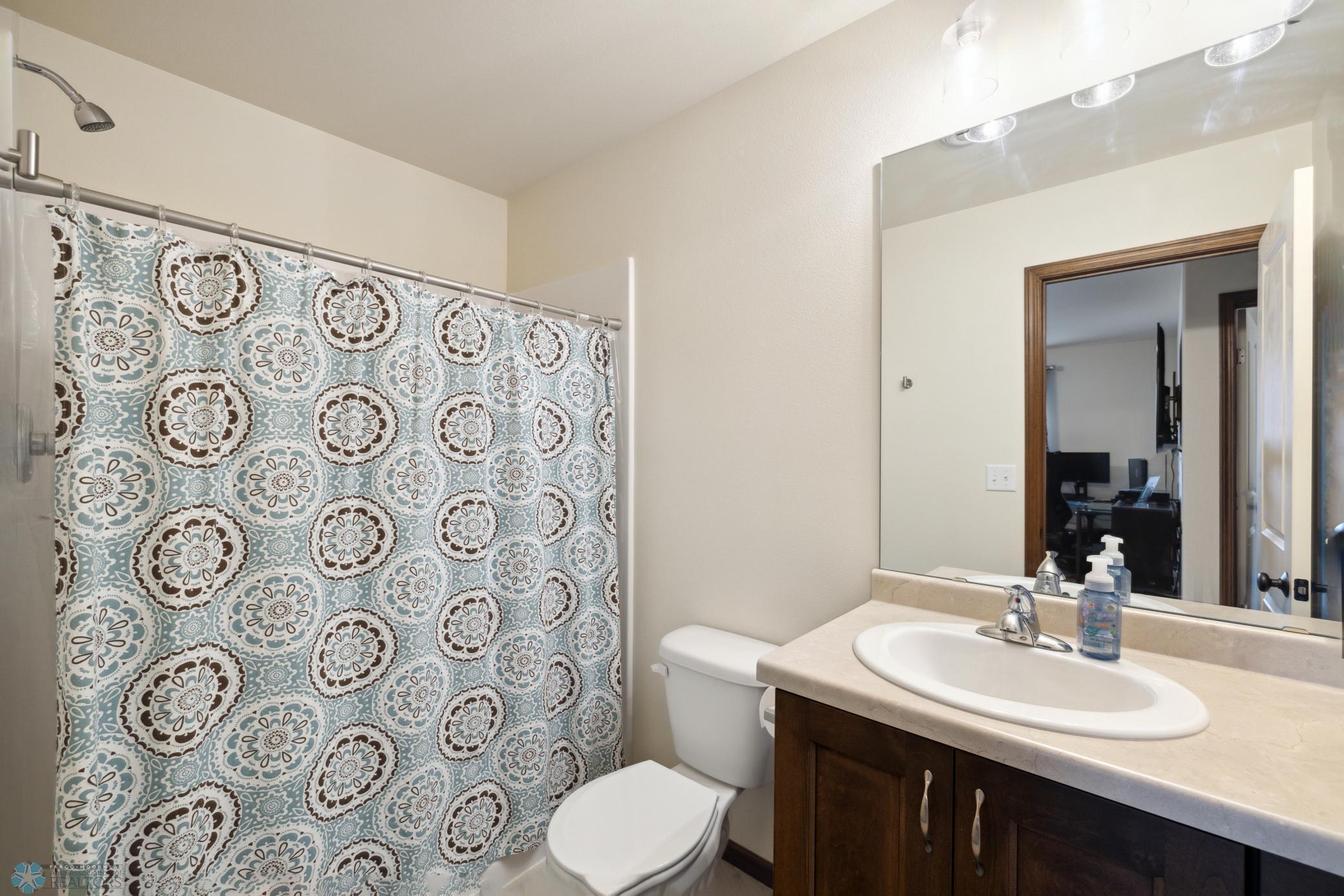 West Fargo, North Dakota 58078, United States, 3 Bedrooms Bedrooms, ,3 BathroomsBathrooms,Residential,Active,59928