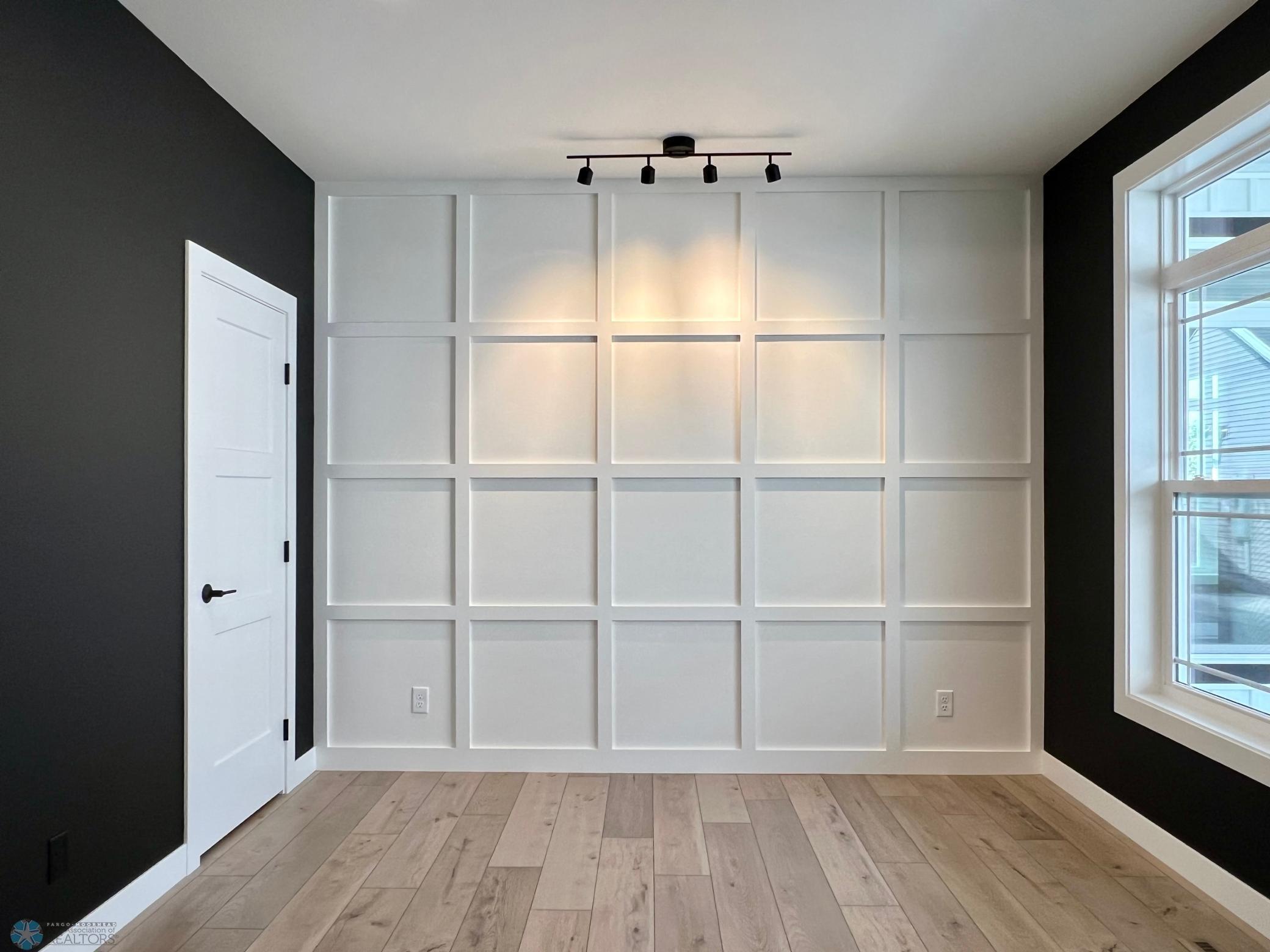 West Fargo, North Dakota 58078, United States, 2 Bedrooms Bedrooms, ,2 BathroomsBathrooms,Residential,Pending,44110