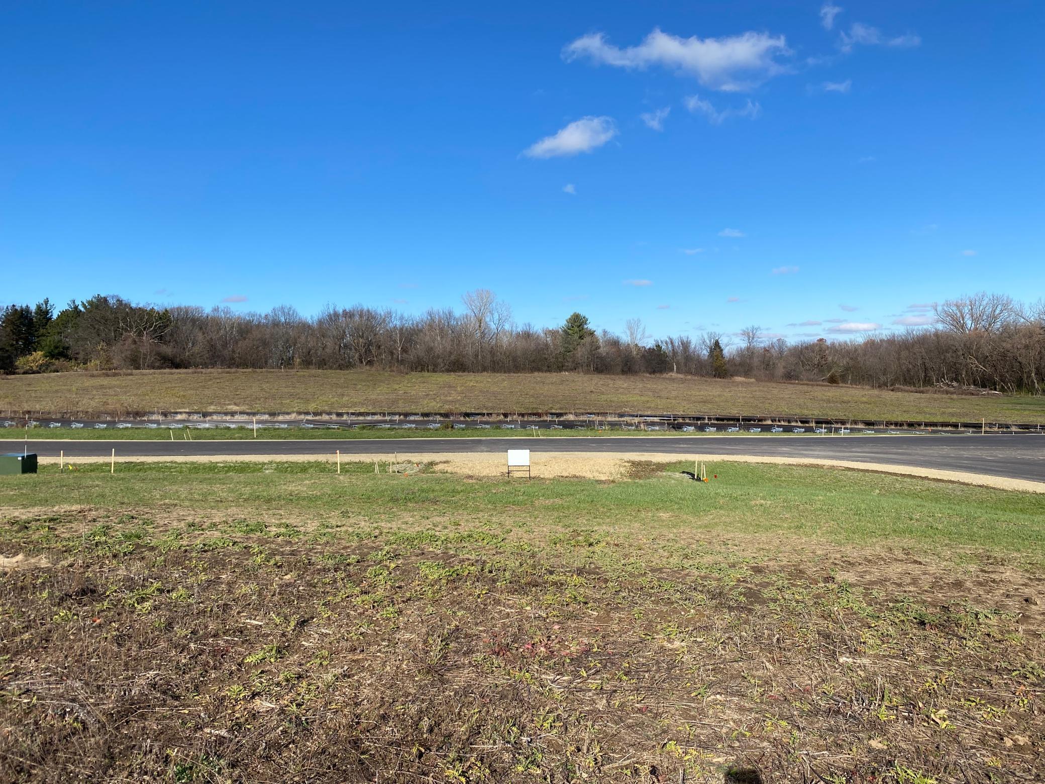 XXXX Red Oak Ct., Lot 5, Hudson, Wisconsin image 4