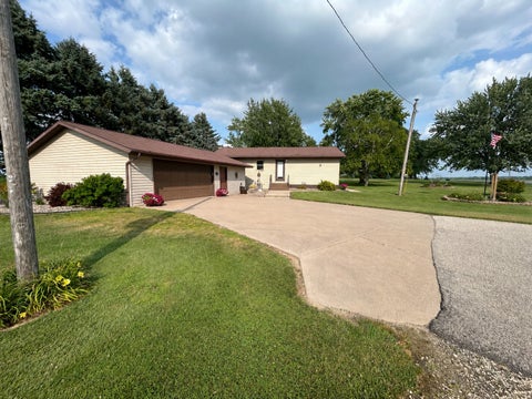 Homes For Sale - 22968 County 25 Road<br/> Wabasha County, Plainview, MN 55964