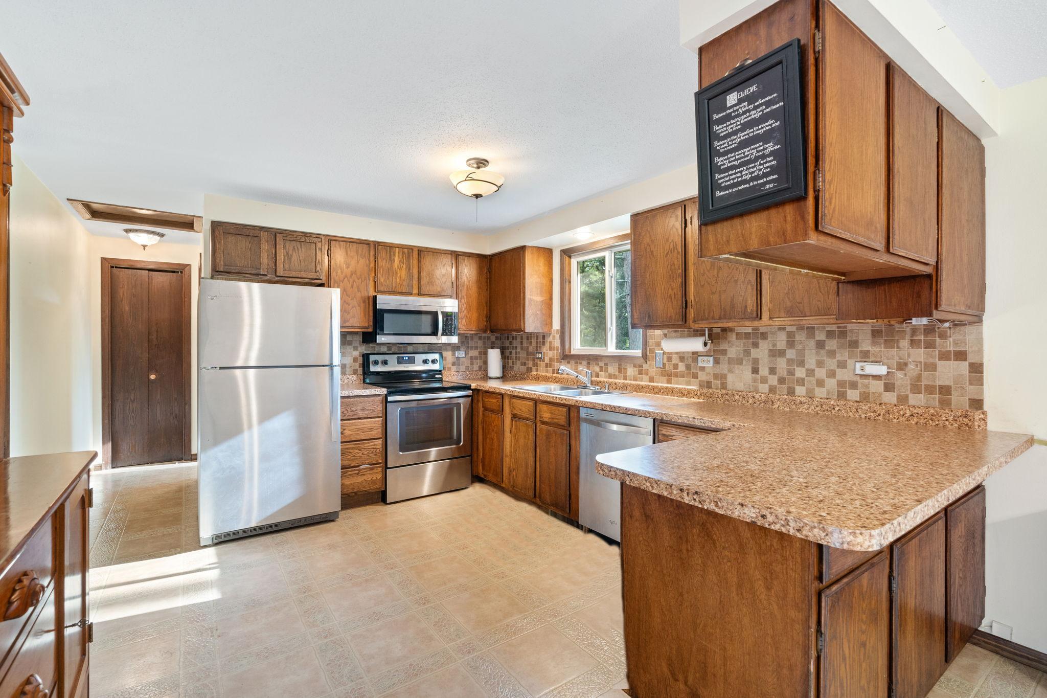 10499 N Riverside Road, Hayward, Wisconsin image 9