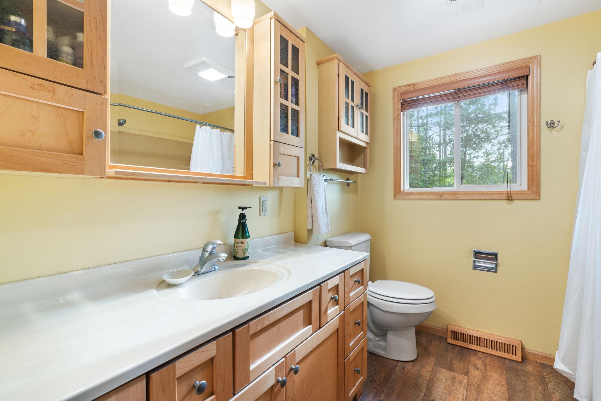 10499 N Riverside Road, Hayward, Wisconsin image 16