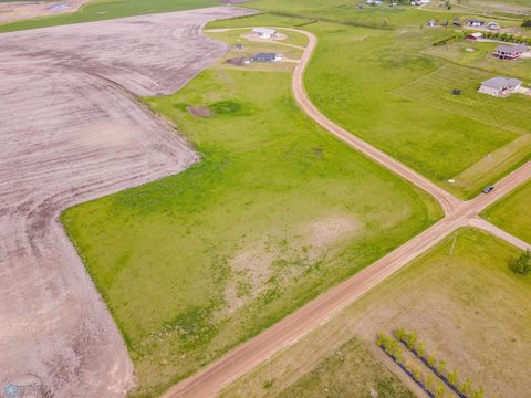 Vacant Land For Sale - LOT 6 BLK 2 Svenningsen 1st Subdivision<br/> Barnes County, Valley City, ND 58072