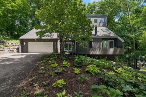 Homes For Sale - 4827 Lamplighters Lane<br/> Minnetonka, MN 55345