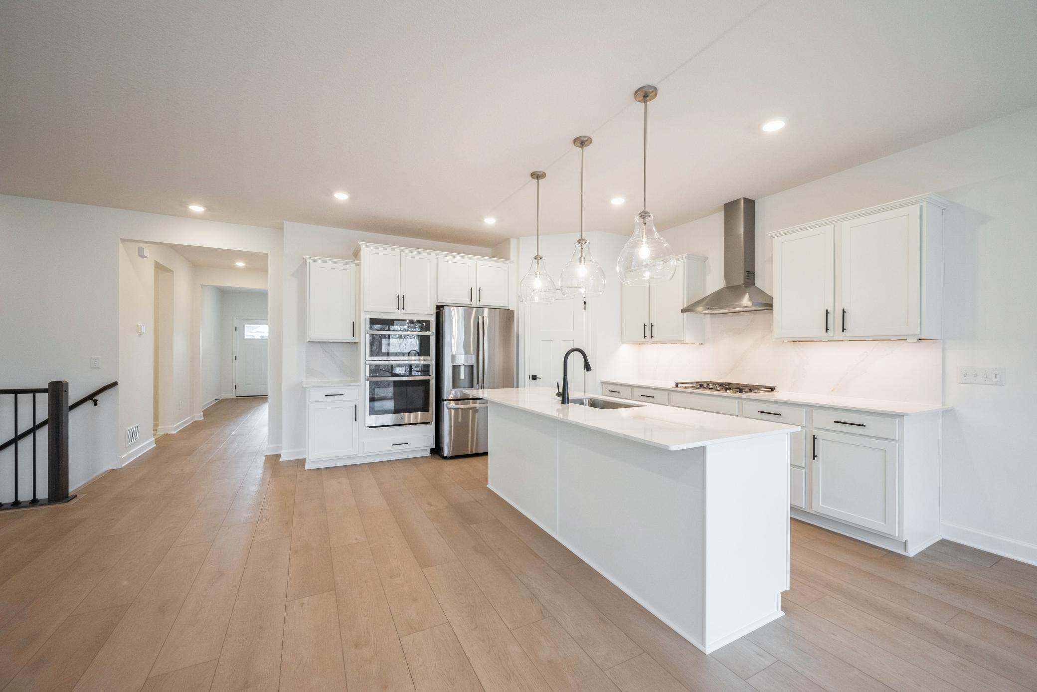 11405 Fieldstone Drive, Rogers, Minnesota image 3