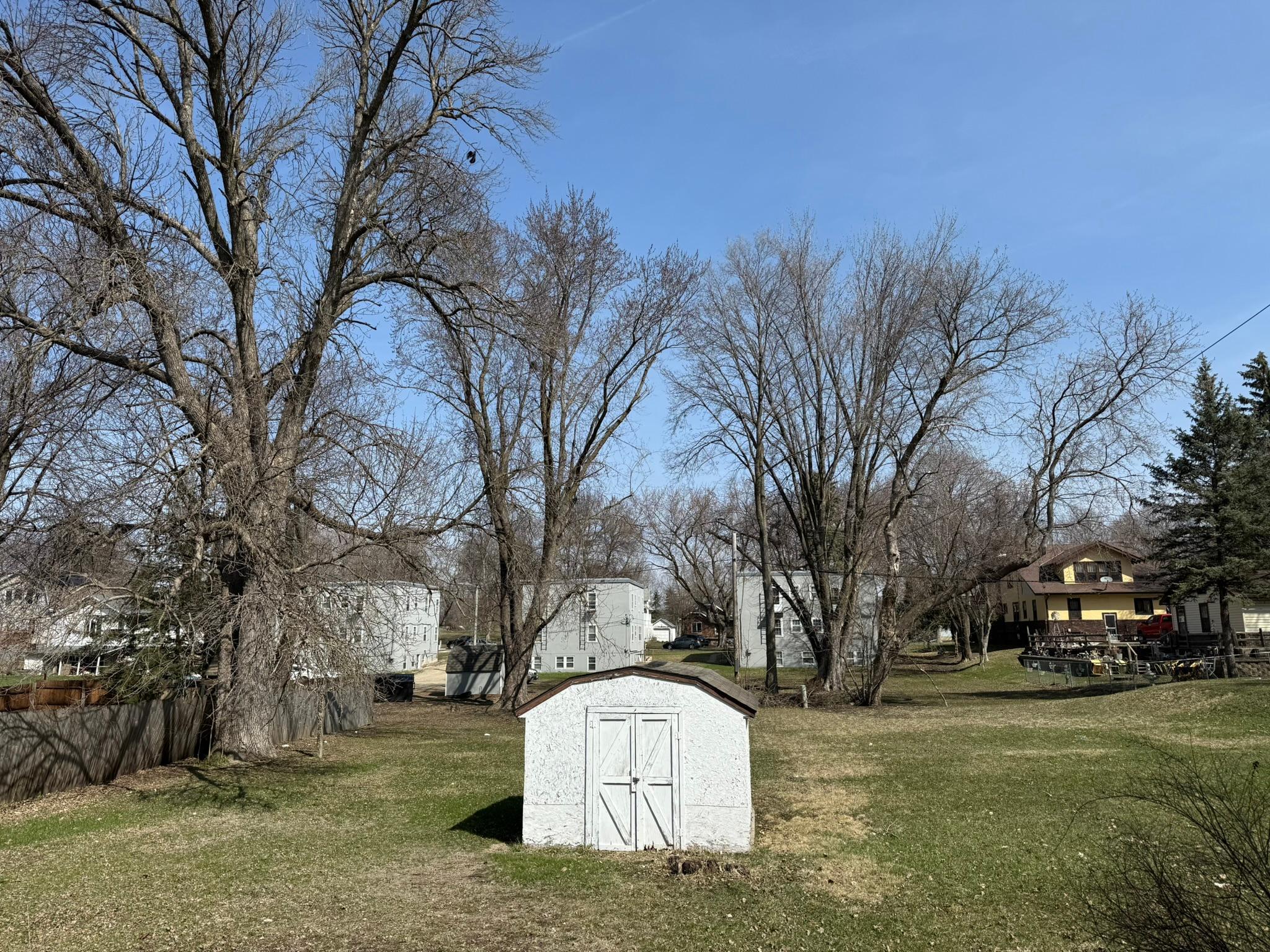 321 E 4th Street, Albert Lea, Minnesota image 3