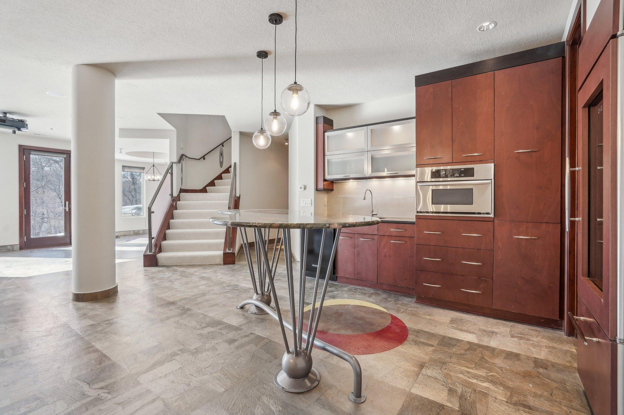9730 Sky Lane, Eden Prairie, Minnesota image 38