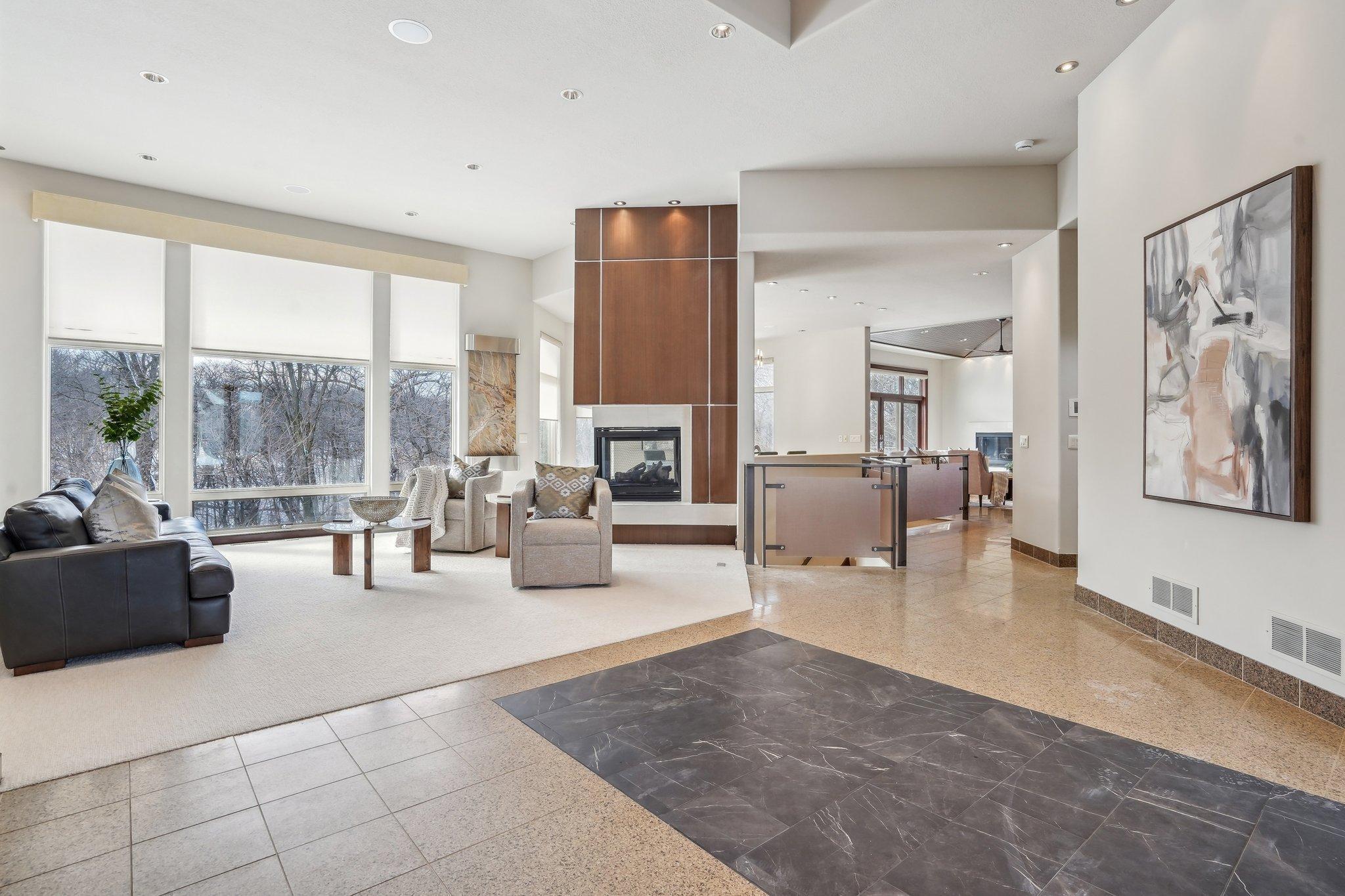 9730 Sky Lane, Eden Prairie, Minnesota image 16
