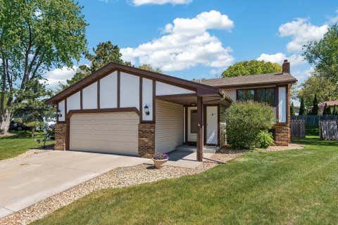 Homes For Sale - 10901 Eagle Street<br/> Anoka County, Minneapolis, MN 55433