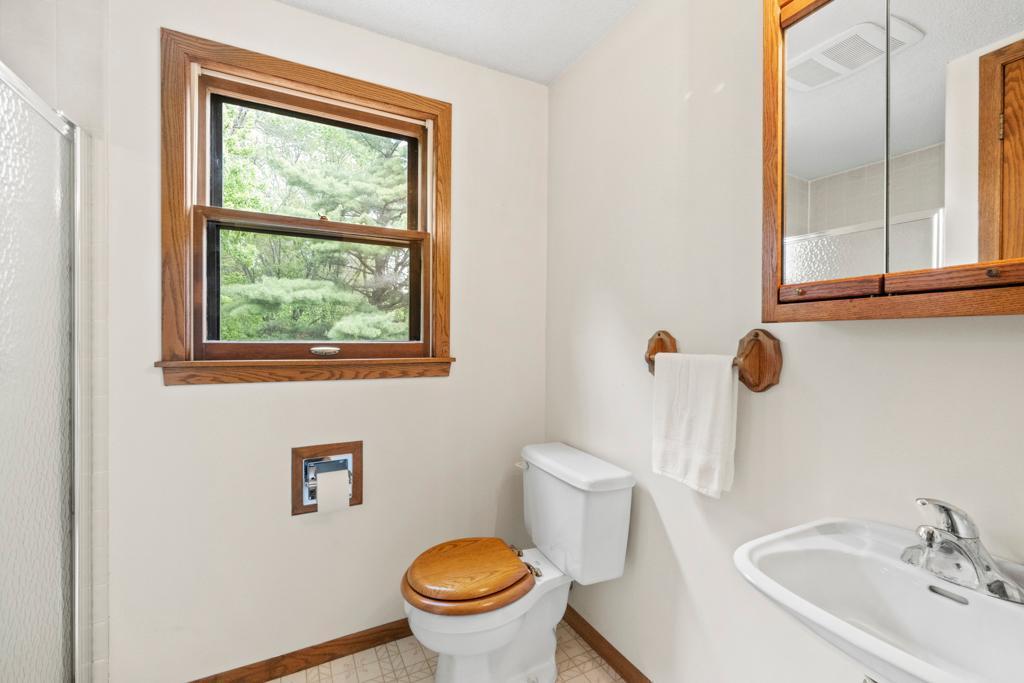 2591 Carver Avenue, Saint Paul, Minnesota image 27