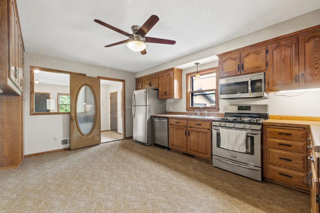 2591 Carver Avenue, Saint Paul, Minnesota image 16