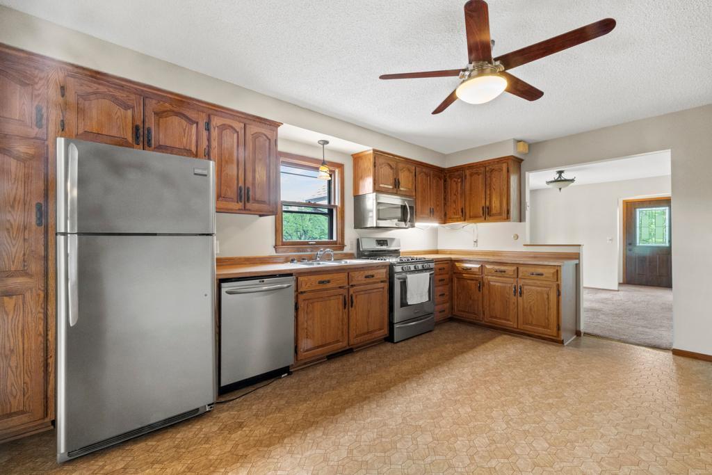 2591 Carver Avenue, Saint Paul, Minnesota image 17