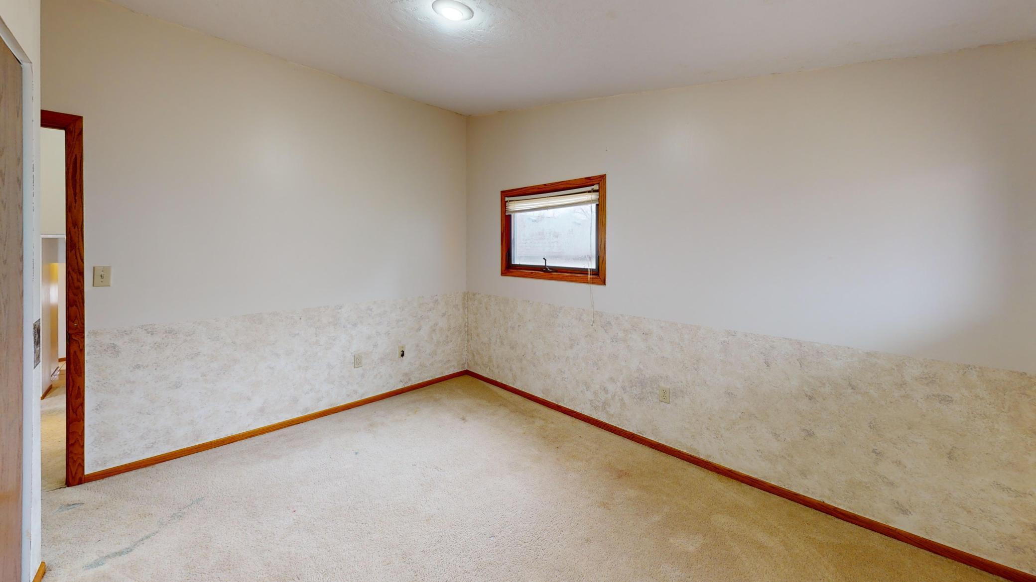 24216 534th Avenue, Austin, Minnesota image 11