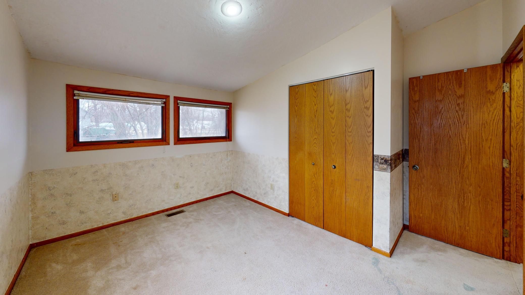 24216 534th Avenue, Austin, Minnesota image 12