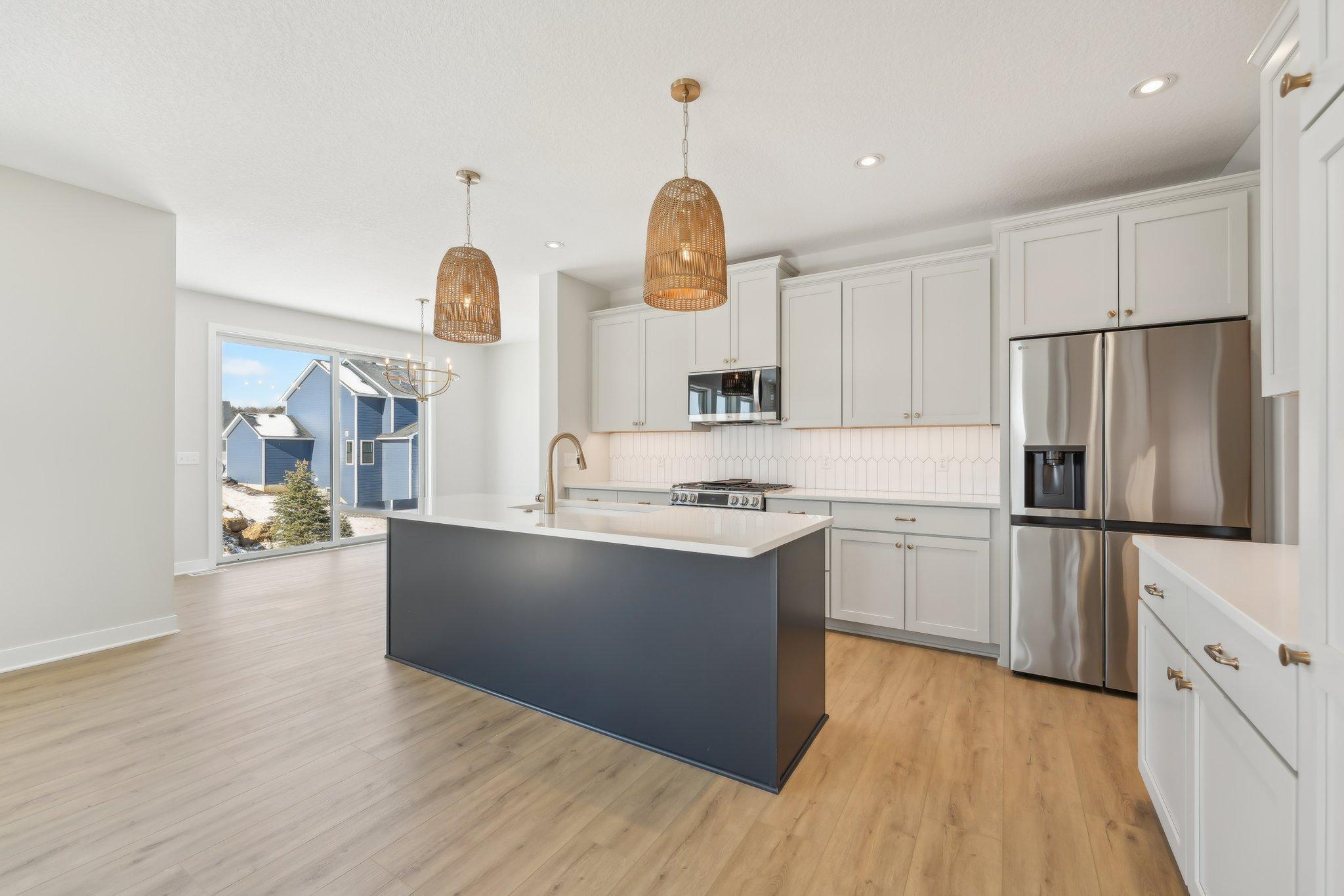 6168 Harkness Lane, Cottage Grove, Minnesota image 3