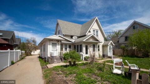 Multifamily For Sale - 707 E Center Street<br/> Olmsted County, Rochester, MN 55904