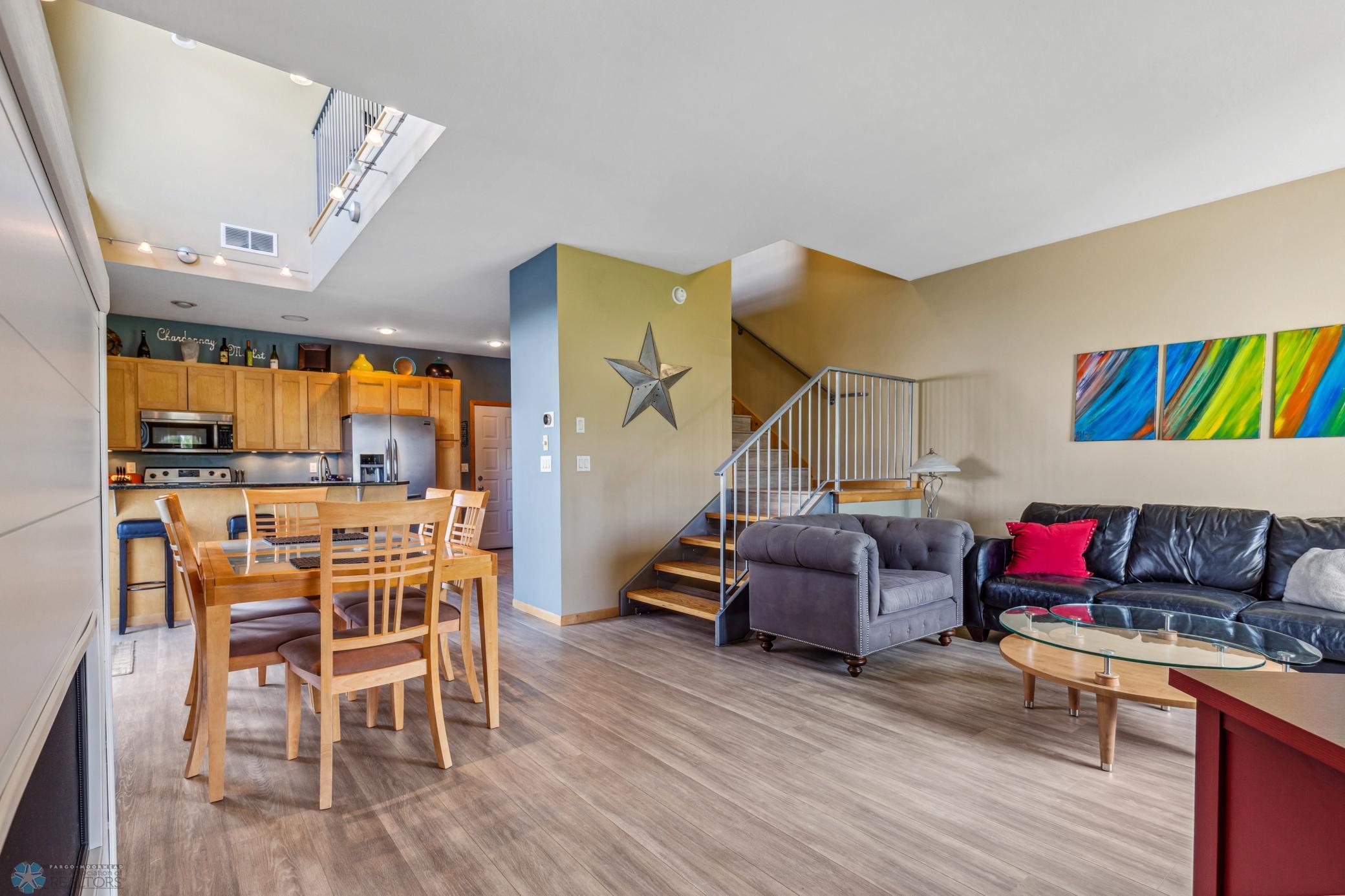 Fargo, North Dakota 58104, United States, 3 Bedrooms Bedrooms, ,3 BathroomsBathrooms,Residential,Pending,54991