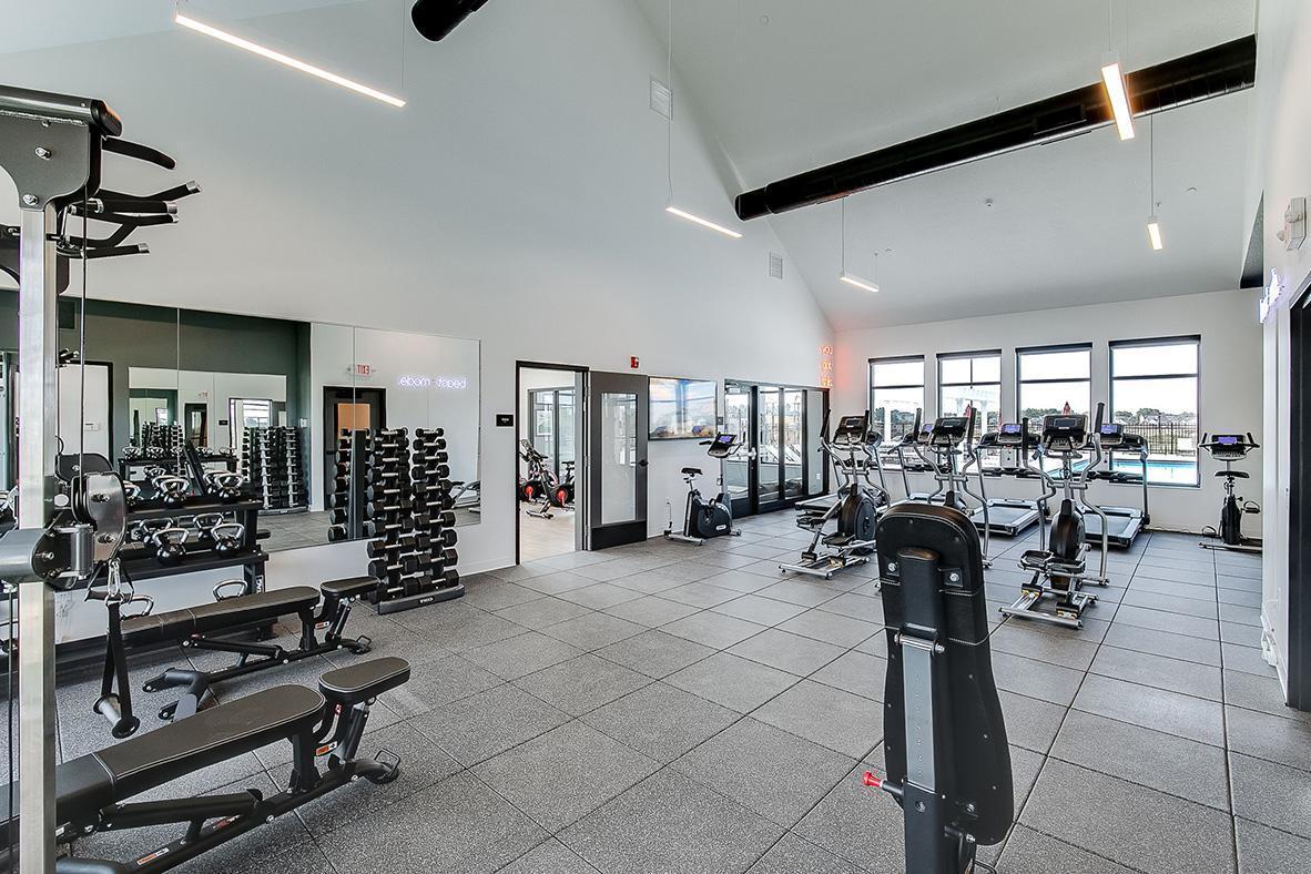 17043 Dysart Place, Lakeville, Minnesota image 22