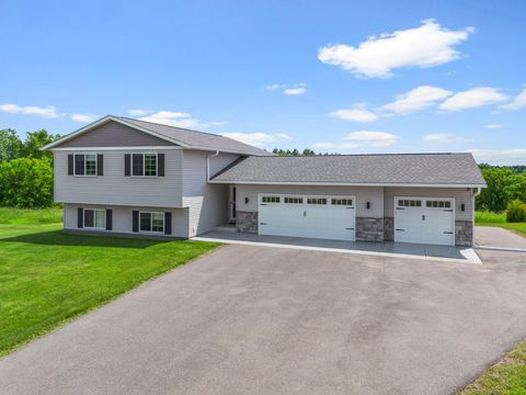 Homes For Sale - 48089 Autumn Court<br/> Stanchfield, MN 55080