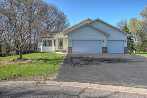 Homes For Sale - 1490 33rd Court<br/> Cambridge, MN 55008