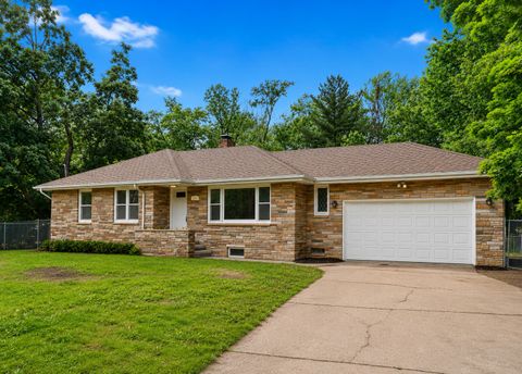 Homes For Sale - 1985 Prosperity Road<br/> Saint Paul, MN 55109