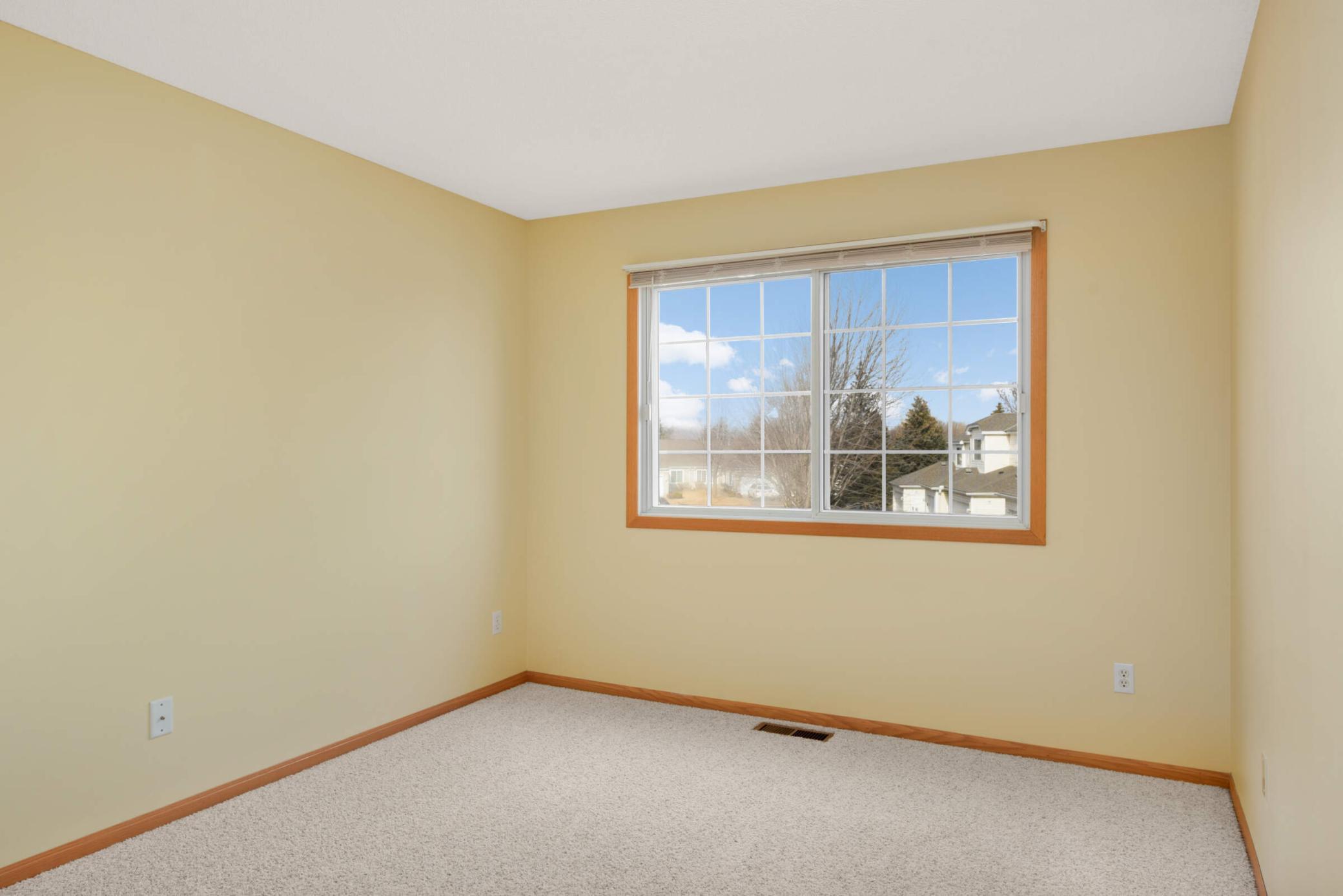 13207 Bush Lane, Eden Prairie, Minnesota image 17