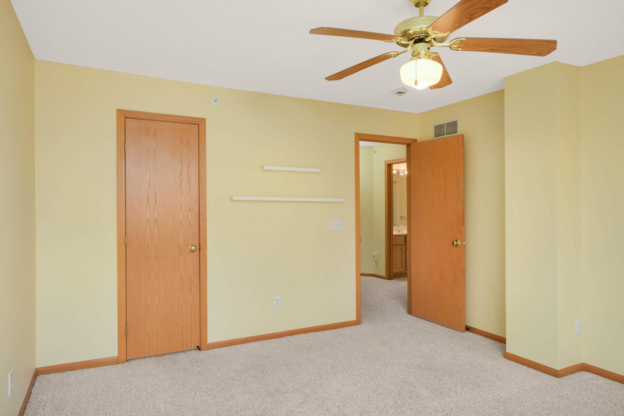 13207 Bush Lane, Eden Prairie, Minnesota image 15