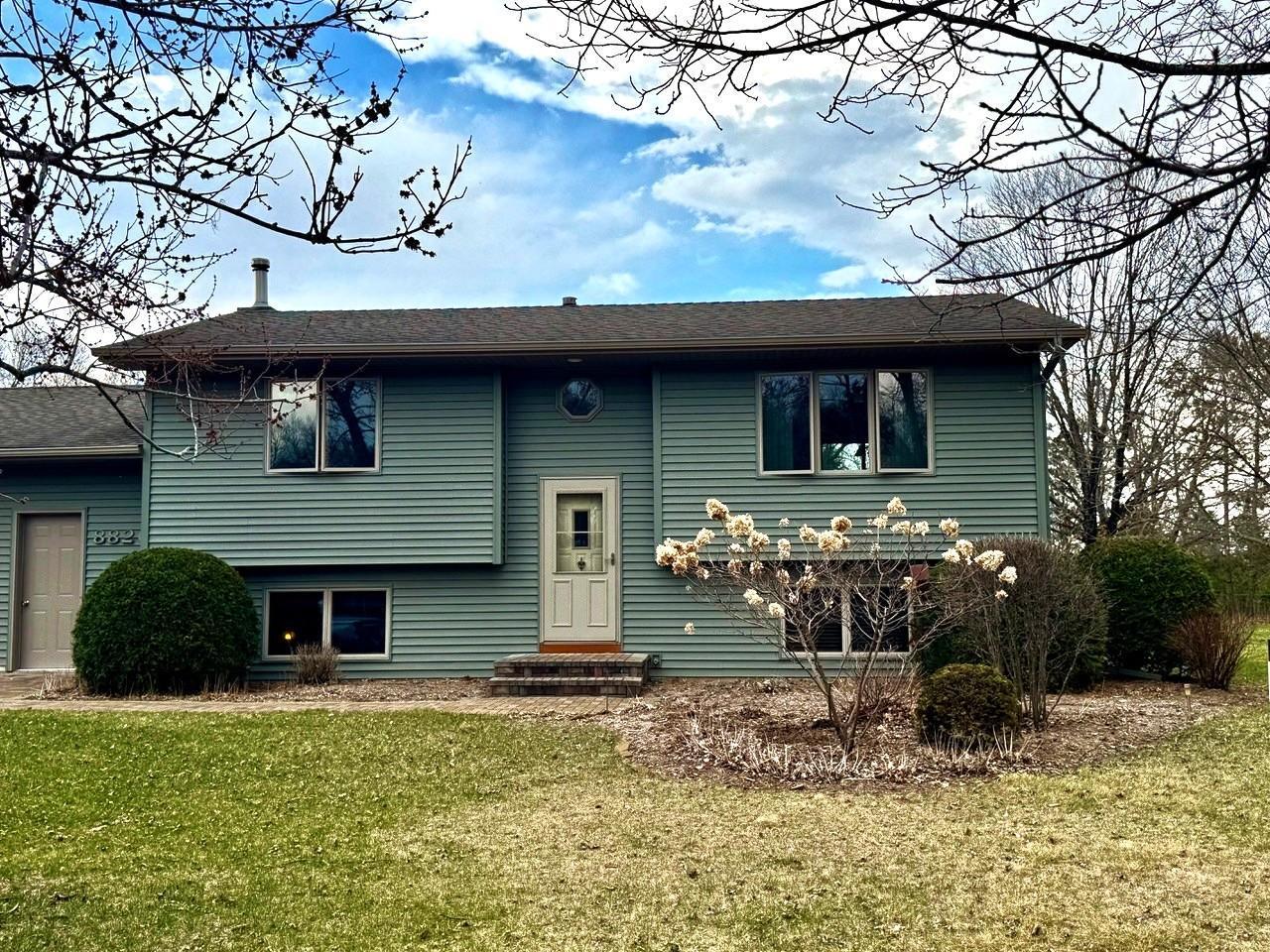 8820 Ogren Avenue, Elk River, Minnesota image 2