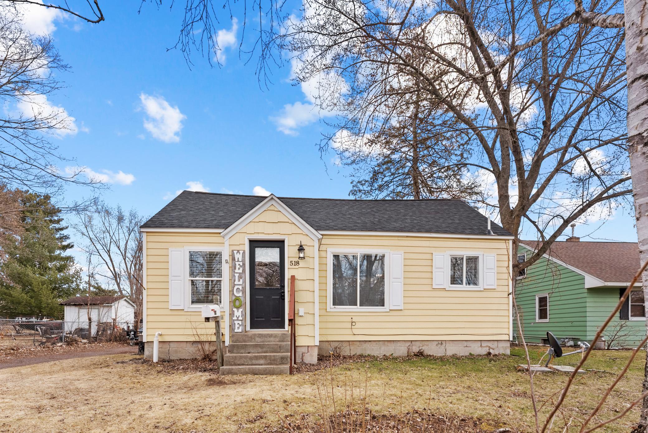 518 Park Street, Mora, Minnesota image 1