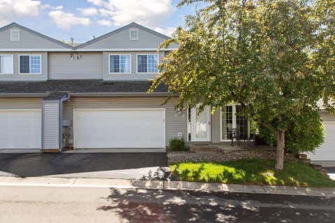 Townhouse For Sale - 12977 Echo Lane<br/> Dakota County, Saint Paul, MN 55124